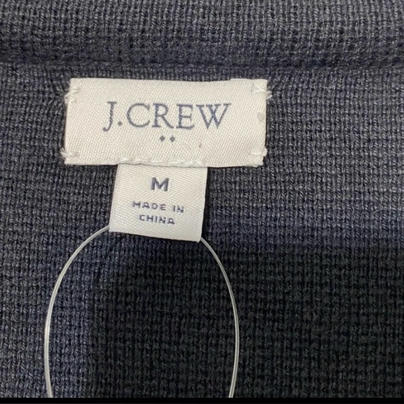 NWT J.Crew Factory 100% cotton blazer in classic black.Has 2 pockets.Size M - Picture 5 of 6